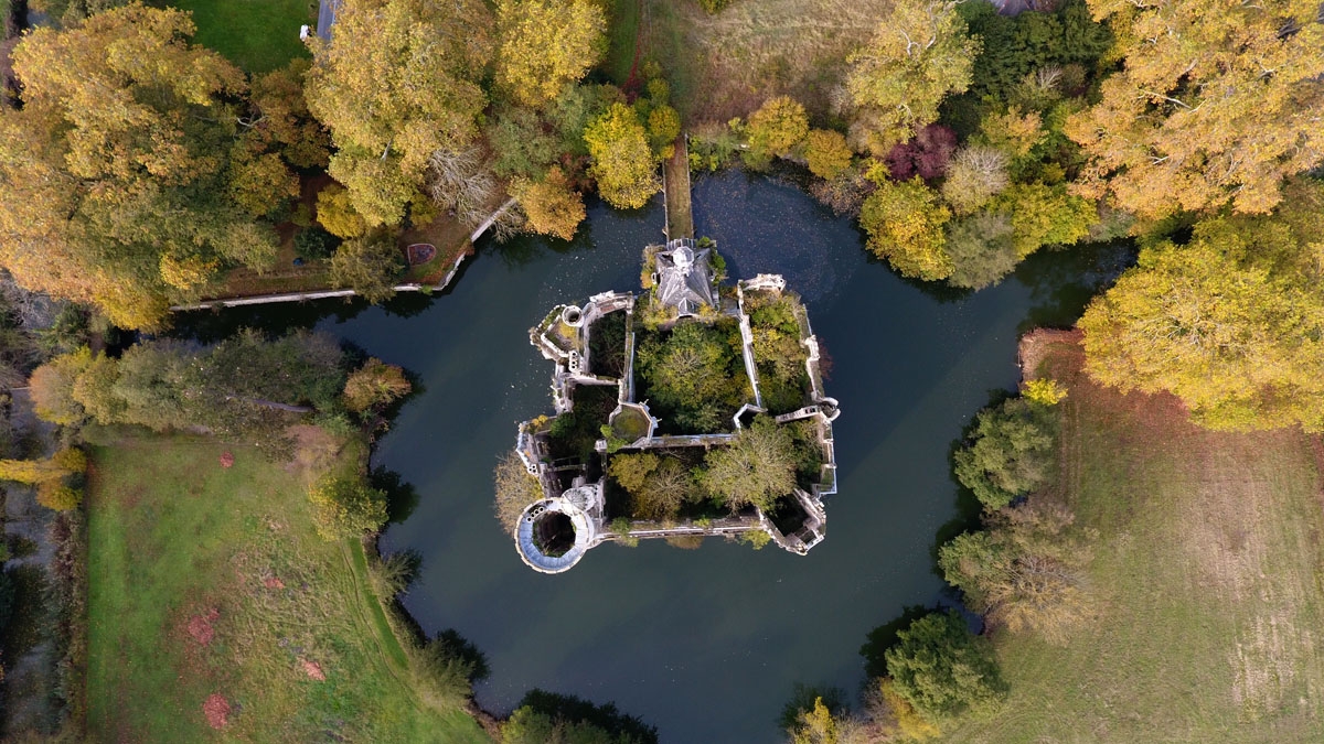 A picture taken on November 3, 2017 shows an aerial view of the ruined castle of La Mothe-Chandeniers, in Les Trois-Moutiers, central western France.