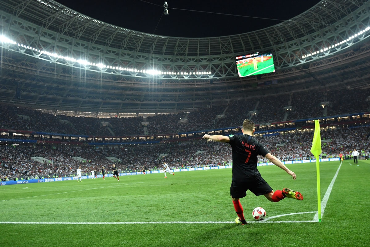 Croatia's midfielder Ivan Rakitic takes a corner kick during the Russia 2018 World Cup semi-final football match between Croatia and England at the Luzhniki Stadium in Moscow on July 11, 2018