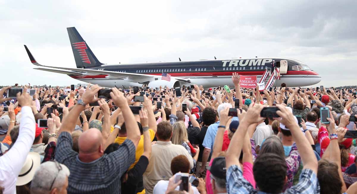 Republican presidential nominee Donald Trump arrives for a campaign event at Lakeland Linder Regional Airport in Lakeland, Florida on October 12, 2016. Republican presidential nominee Donald Trump arrives for a campaign event at Lakeland Linder Regional Airport in Lakeland, Florida on October 12, 2016.