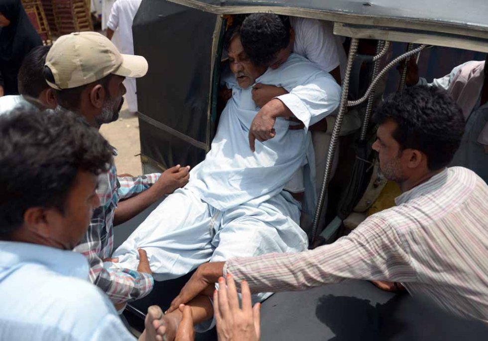 A heatstroke victim is transported to hospital in Karachi on June 23, 2015 A heatstroke victim is transported to hospital in Karachi on June 23, 2015