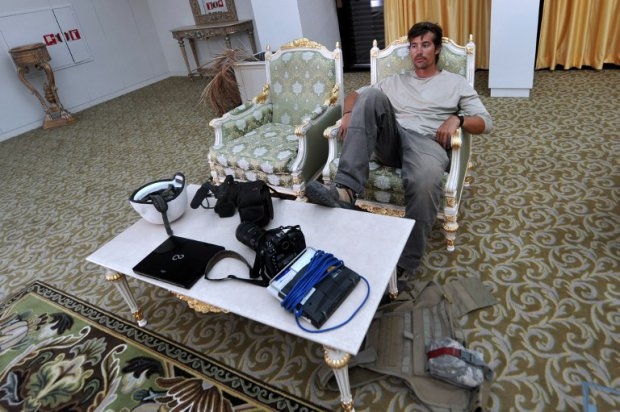 James Foley resting in a room at the airport of Sirte, Libya, September 29, 2011. James Foley resting in a room at the airport of Sirte, Libya, September 29, 2011.