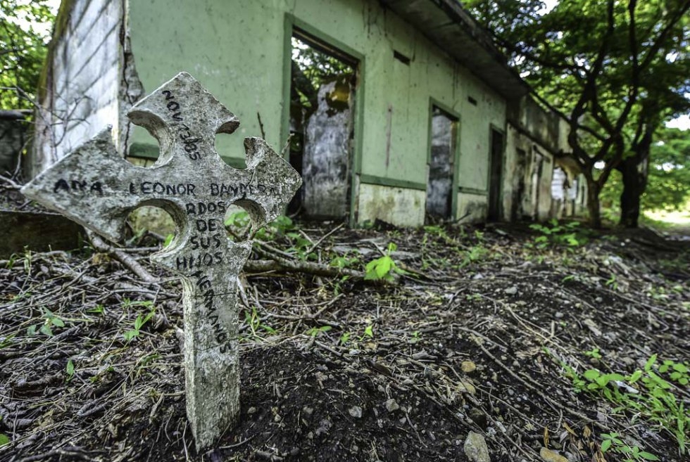 A cross at the ruins of Armero. A cross at the ruins of Armero.