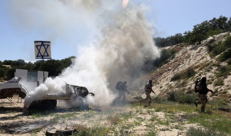 Al-Quds fighters train in the southern Gaza Strip on March 3, 2015 Al-Quds fighters train in the southern Gaza Strip on March 3, 2015
