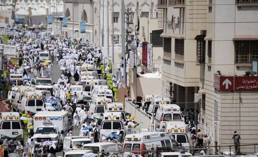 Ambulances with pilgrims injured in the stampede arrive at the Mina hospital. Ambulances with pilgrims injured in the stampede arrive at the Mina hospital.