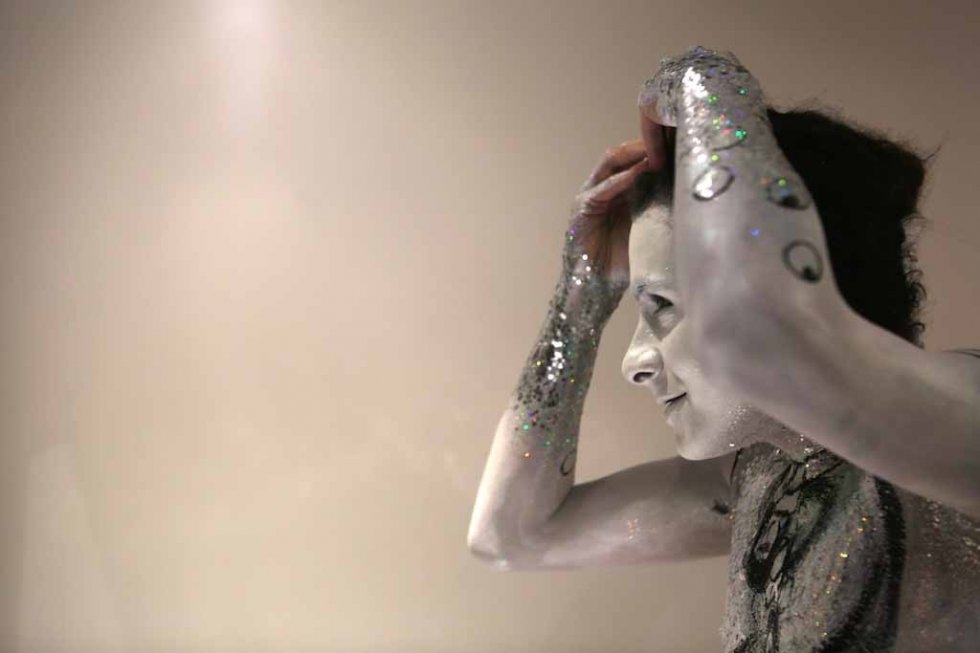 Hans, a 22-year-old Lebanese drag queen, prepares himself for a show. January 15, 2016. Hans, a 22-year-old Lebanese drag queen, prepares himself for a show. January 15, 2016.