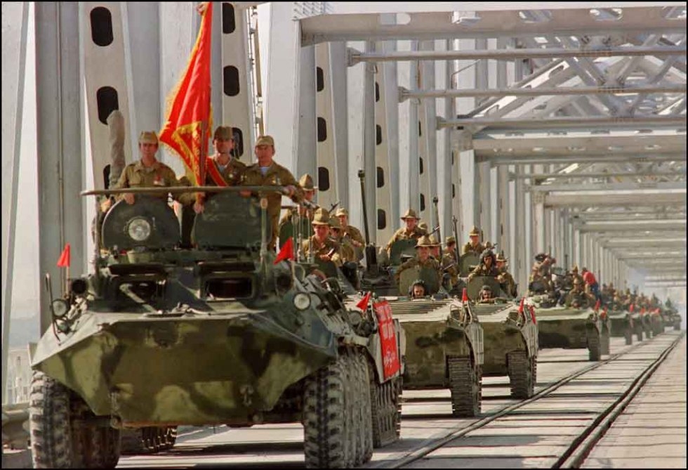 Russian troops pull out of Afghanistan in May 1988. Russian troops pull out of Afghanistan in May 1988.