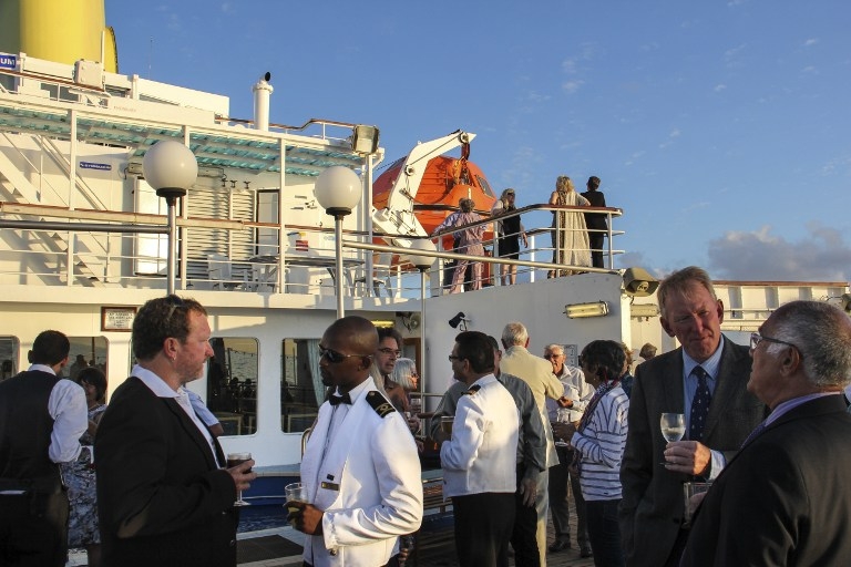 Captain's cocktail time on the RMS Saint Helena Captain's cocktail time on the RMS Saint Helena
