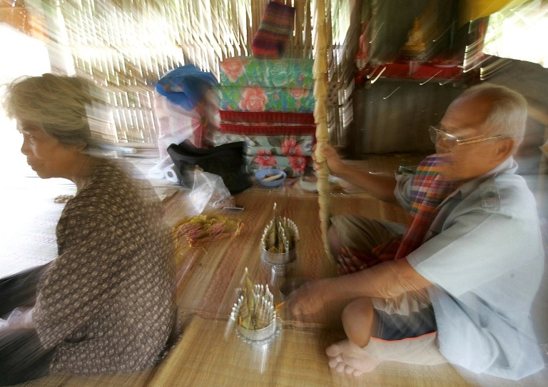 A 'ghostbuster' demonstrates catching ghosts in Phu Khieo, northeast Thailand, in 2007 A 'ghostbuster' demonstrates catching ghosts in Phu Khieo, northeast Thailand, in 2007