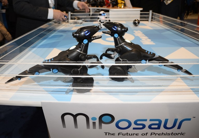 MiPosaur reactive robots chase a ball, January 7, 2015 at CES MiPosaur reactive robots chase a ball, January 7, 2015 at CES