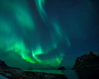 Auroras boreales en Utakleiv, en las islas Lofoten, el 9 de marzo de 2018.